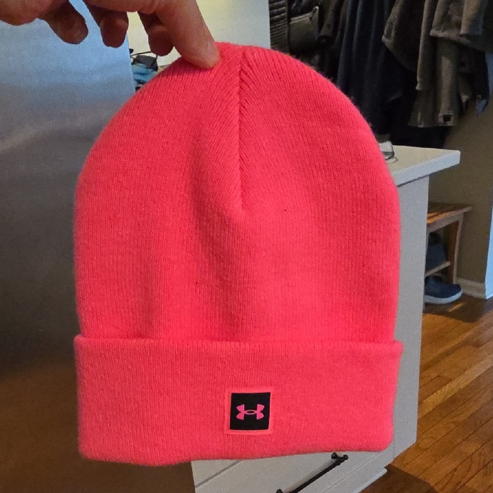 NEW Under Armour Truckstop Beanie knit hat bright neon pink unisex